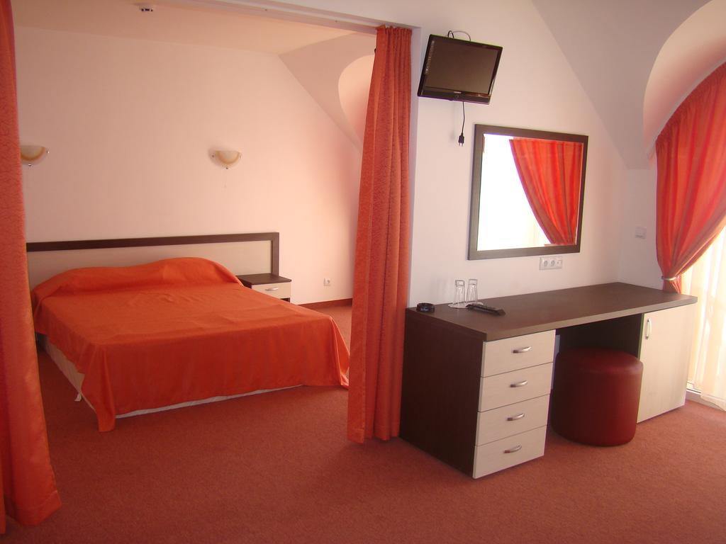 Hotel Bellisimo Лозенец Экстерьер фото