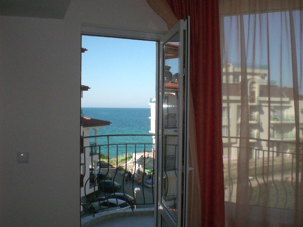 Hotel Bellisimo Лозенец Экстерьер фото