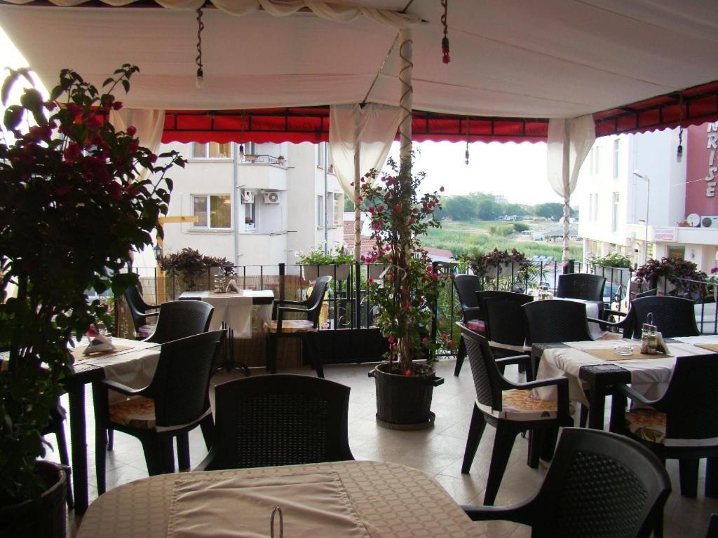 Hotel Bellisimo Лозенец Экстерьер фото